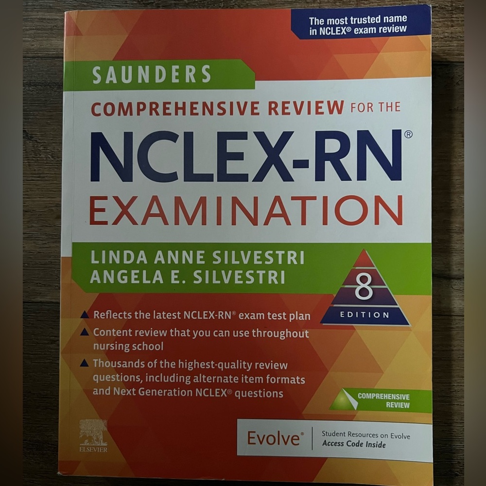 Elsevier Saunders Comprehensive Review NCLEX-RN examination. Silvestri, Evolve
